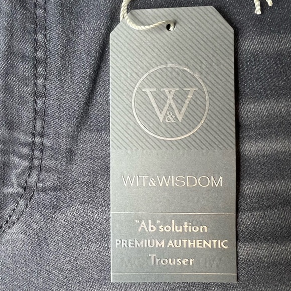 Wit & Wisdom Gray Distressed Ab Solutions Trouser Jean Pants - Picture 4 of 10